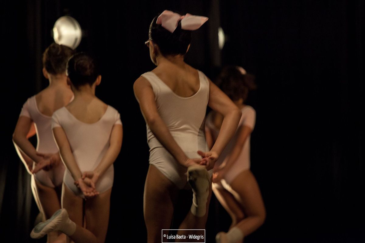 ensaio e espectáculo – turmas de ballet CCS no Teatro Sá da Bandeira