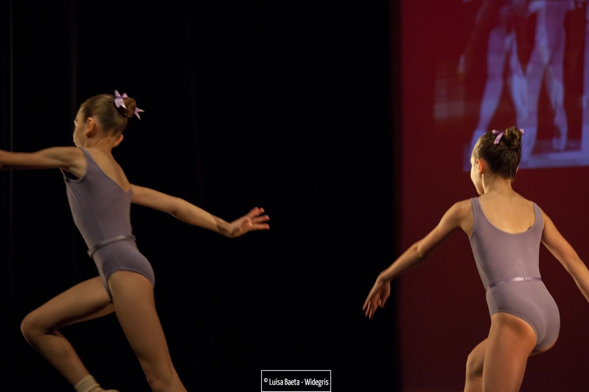 ensaio e espectáculo – turmas de ballet CCS no Teatro Sá da Bandeira