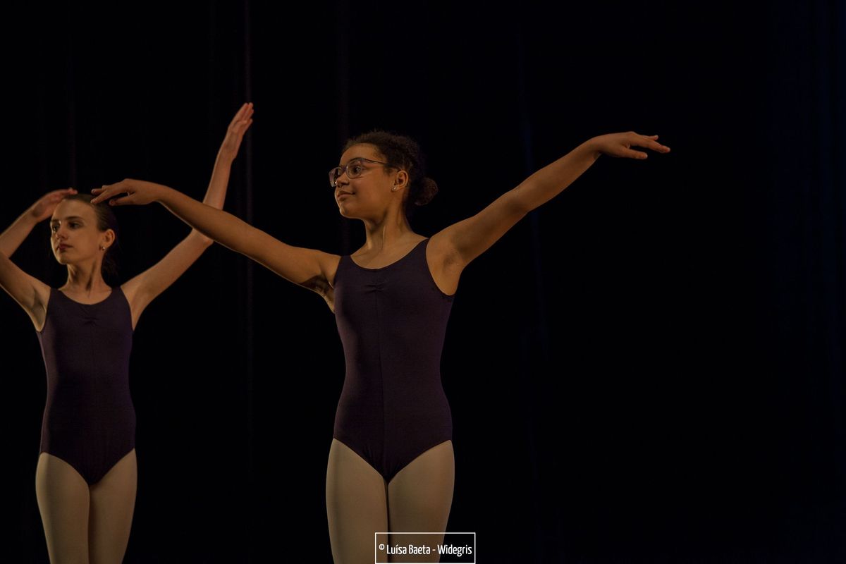 ensaio e espectáculo – turmas de ballet CCS no Teatro Sá da Bandeira