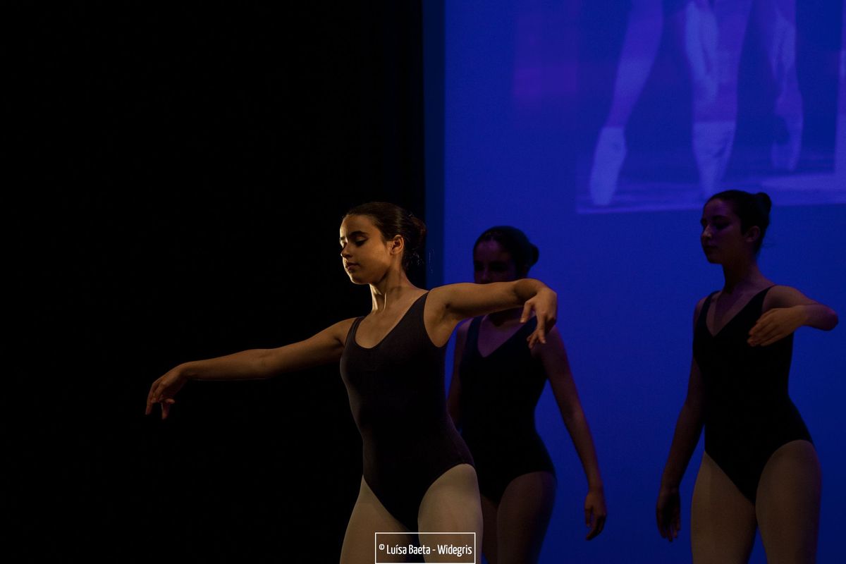 ensaio e espectáculo – turmas de ballet CCS no Teatro Sá da Bandeira