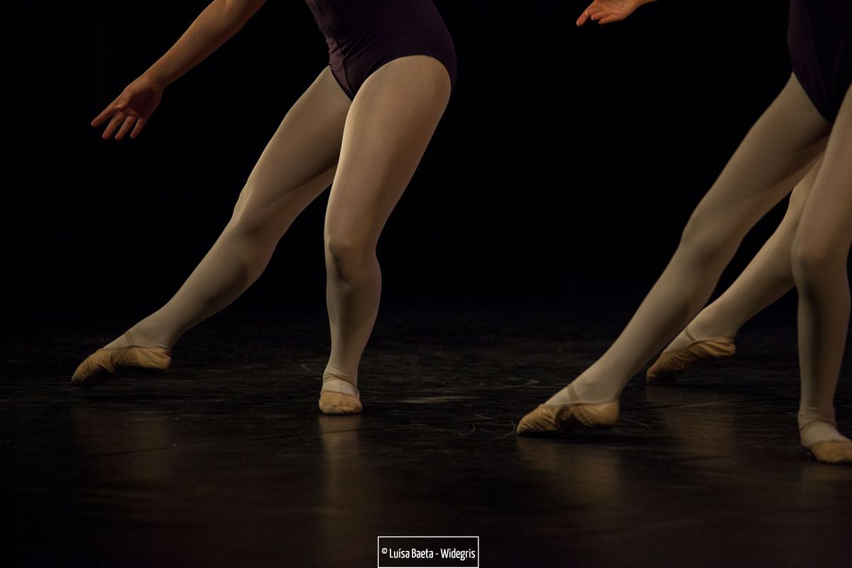 ensaio e espectáculo – turmas de ballet CCS no Teatro Sá da Bandeira