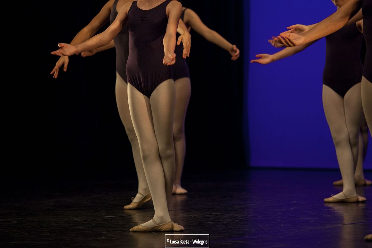 ensaio e espectáculo – turmas de ballet CCS no Teatro Sá da Bandeira